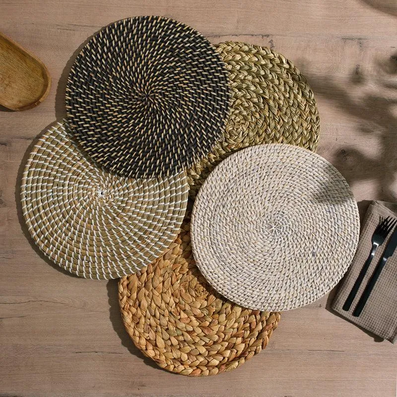 Round Seagrass Placemat - Wheat